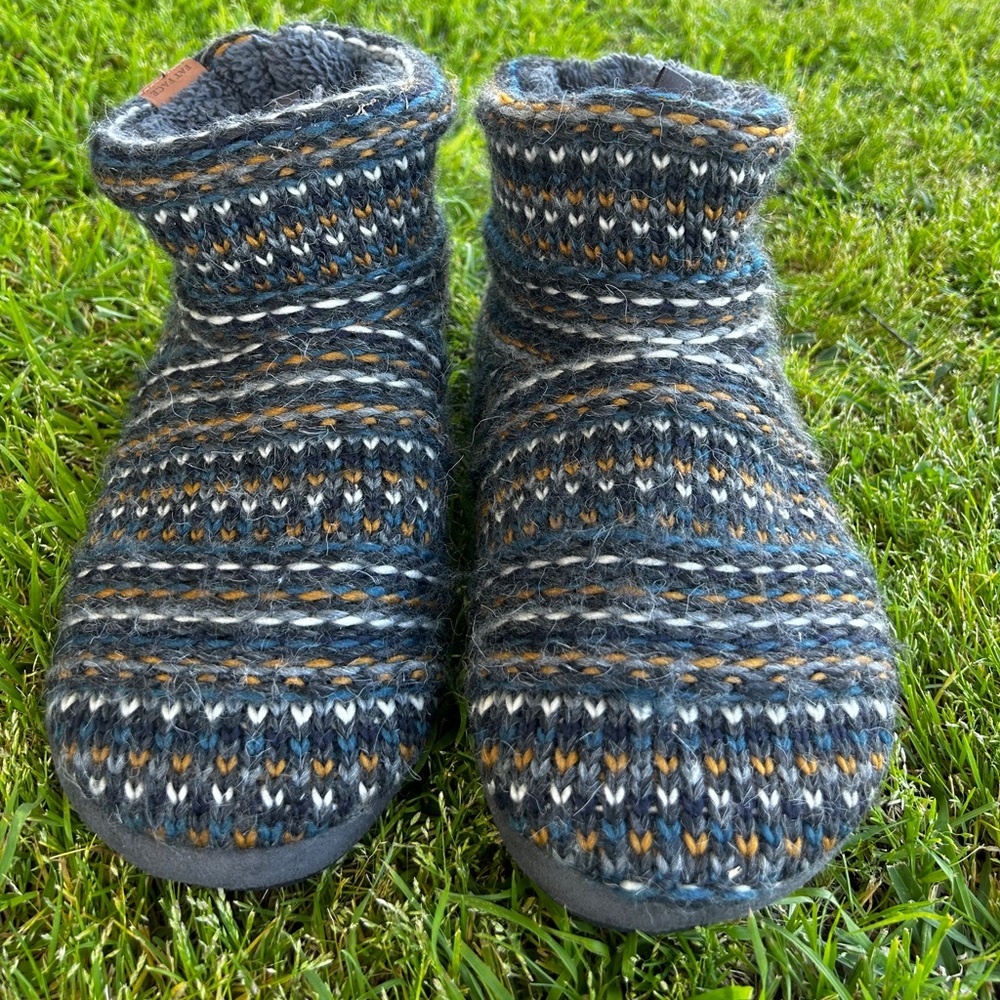 Fat face slippers men’s size 11